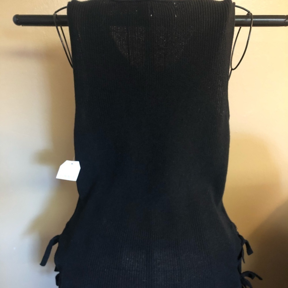 Time and Tru Sleeveless Sweater - Picture 5 of 7